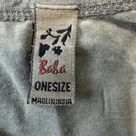 🛍️Baba green long sleeve/ rolled up sleeve high-low dress one size - Picture 2 of 7